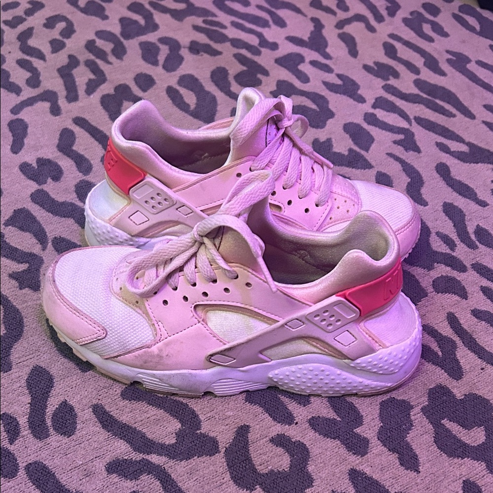 Nike Kids Pink Hurraches